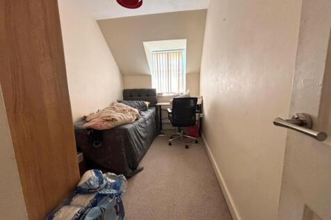 Bedroom 2.jpeg