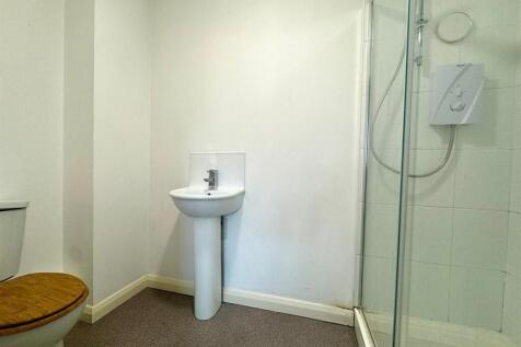Bathroom.jpeg