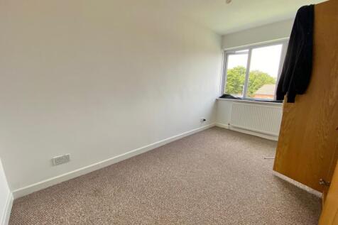 Bedroom 2.1