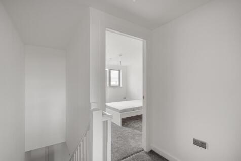 En-Suite 2