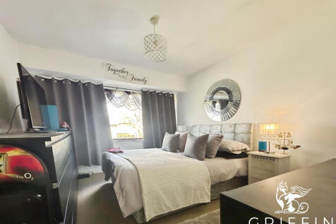 834ed44ebedroom1