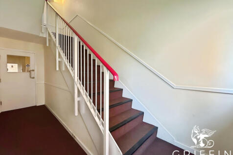 22991e15communal20staris