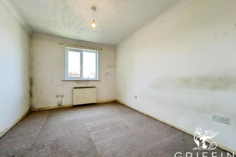 93faaa12bedroom