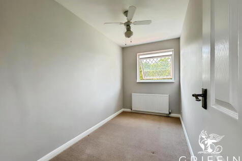233549d4bedroom3