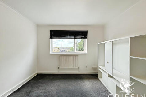 54ec5ef6bedroom2201