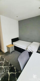 f3de3b58bedroom2