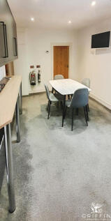2297ffafcommunal20dining20area
