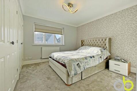 cce2ac69bedroom201