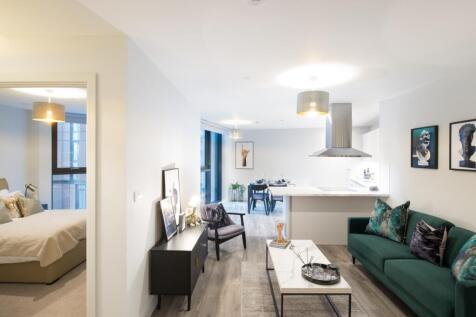 Living/Dining Area