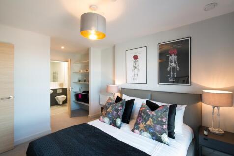Living/Dining Area