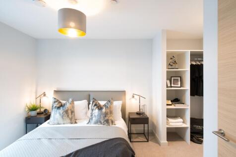 Bedrooms (1)