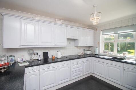 1 Eleanora Gardens