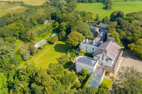 House and Gardens N