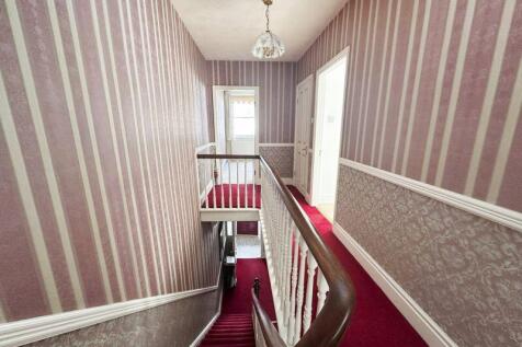 7 Queens Terrace