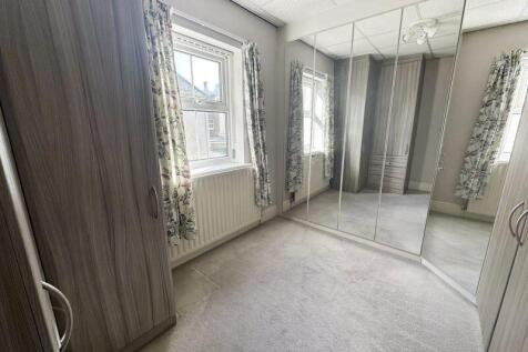 7 Queens Terrace