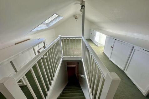 7 Queens Terrace