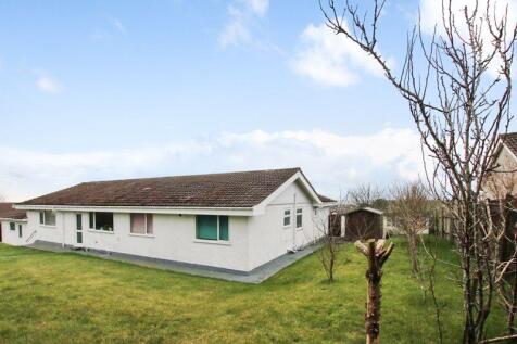 9 Sunnybank Avenue