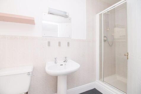 Apartment 2, 7 Clarence Terrace
