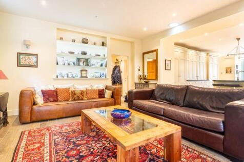 Coach House