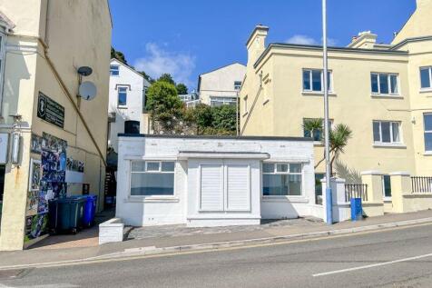 1 Summerhill Road, Douglas