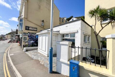 1 Summerhill Road, Douglas