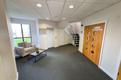 Island House - Ground Floor Communal ...