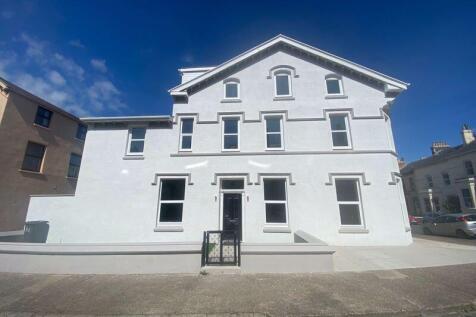 4 Brunswick Road