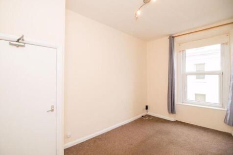Flat 2, 24 Castle Street