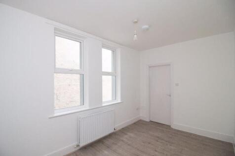 Flat 1, 22a Derby Road