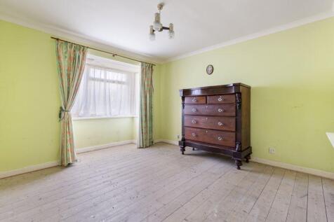 1 Ballure Grove
