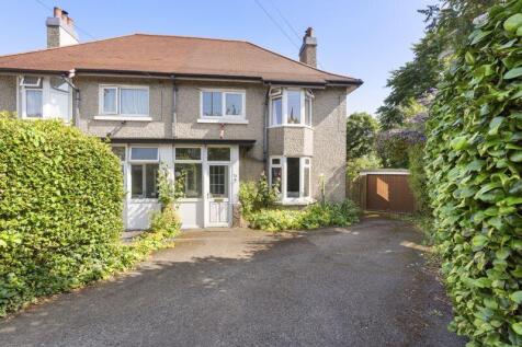 Weston, 74 Main Road