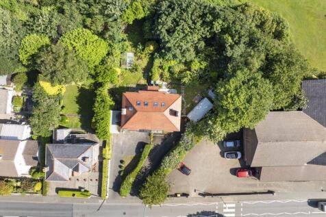 Weston, 74 Main Road