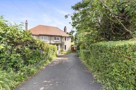 Weston, 74 Main Road