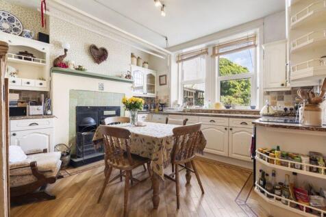 10 Ballanard Road