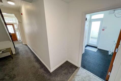 36 Murrays Road, Douglas