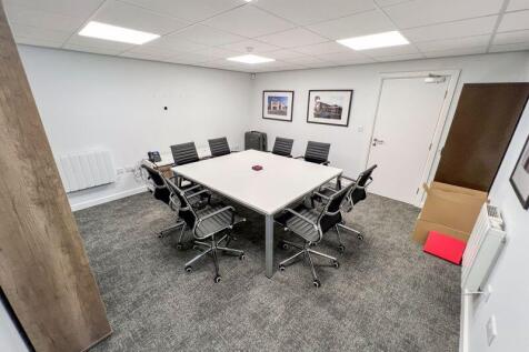 1c Balderton Court, Balthane