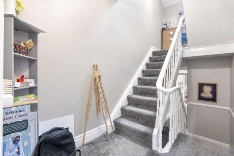 1 Withington Road