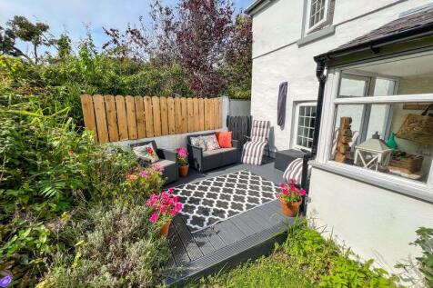 Lawn Cottage