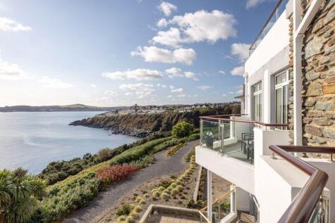 34 Majestic Apartments