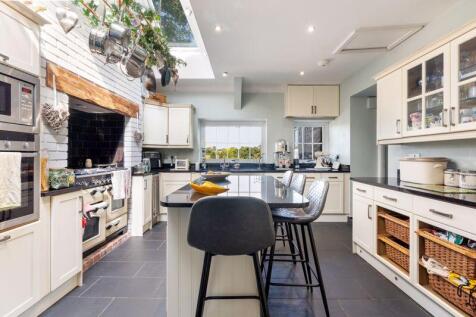 Silverdale House