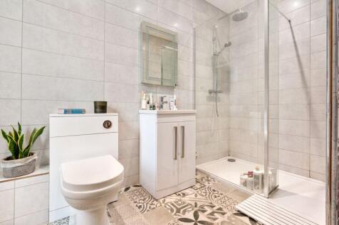 Flat 6 Palm Court