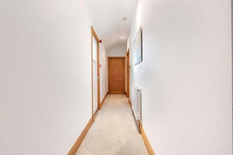 Flat 6 Palm Court
