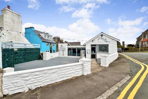 1 Queens Road, Port St Mary