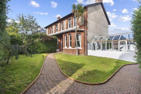 40 Selborne Drive