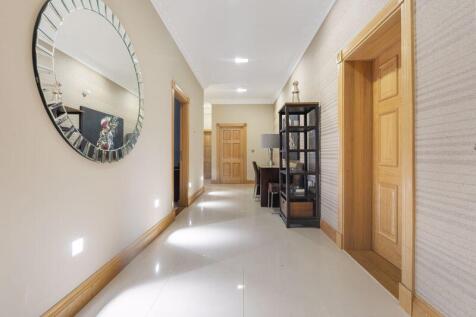 6 Coutts House