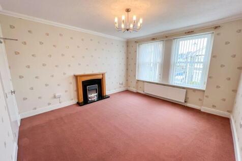 20 Selbourne Drive - Flat 2