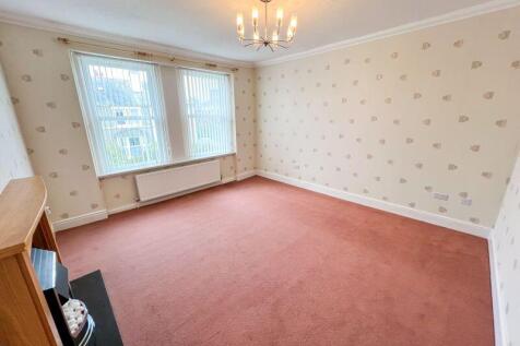 20 Selbourne Drive - Flat 2