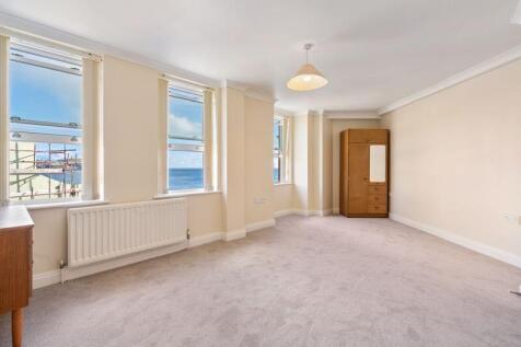 29 Central Apartments