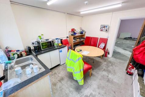 Unit 7, Balthane Industrial Estate