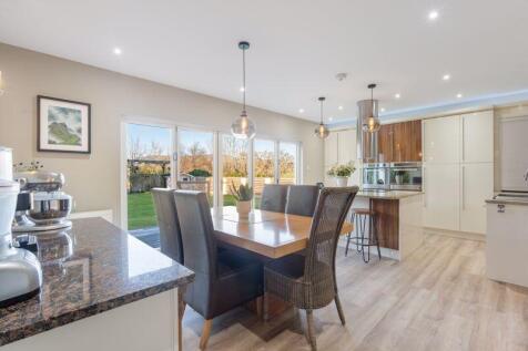 Westways, 16 Cronk Drine